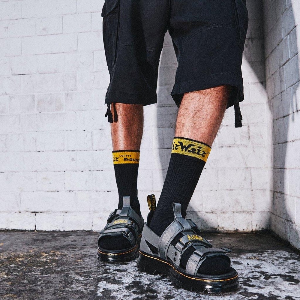 Dr. Martens: Unisex-Adult Pearson Sandal 🇬🇧
